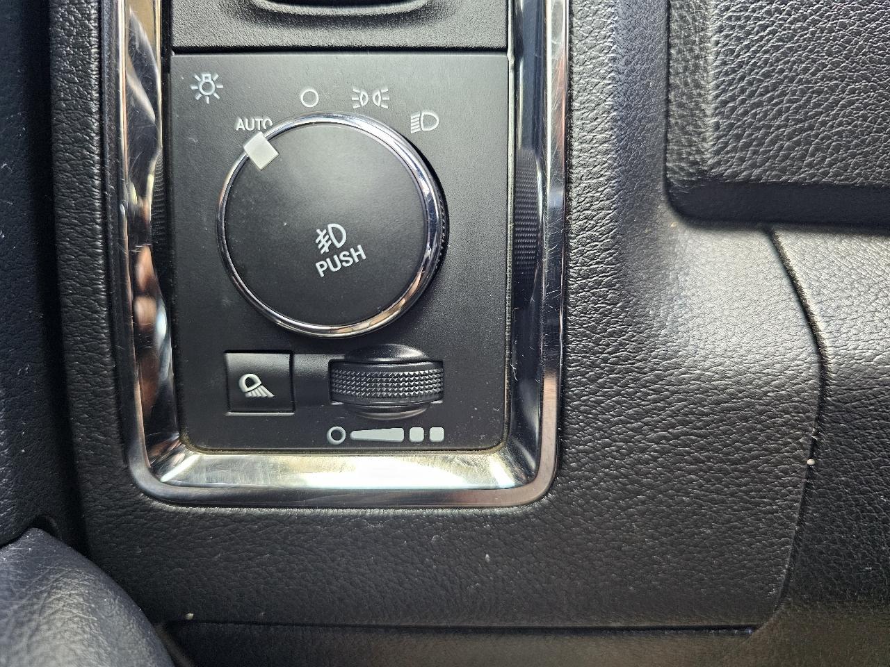 RAM 1500 Sport Crew Cab SWB 4WD 2018