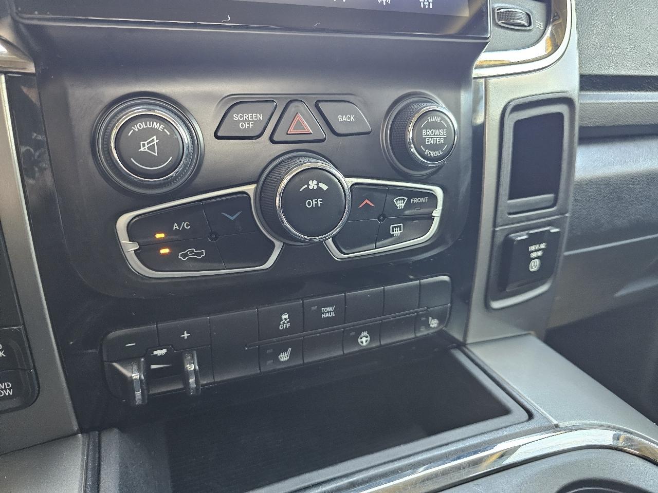 RAM 1500 Sport Crew Cab SWB 4WD 2018