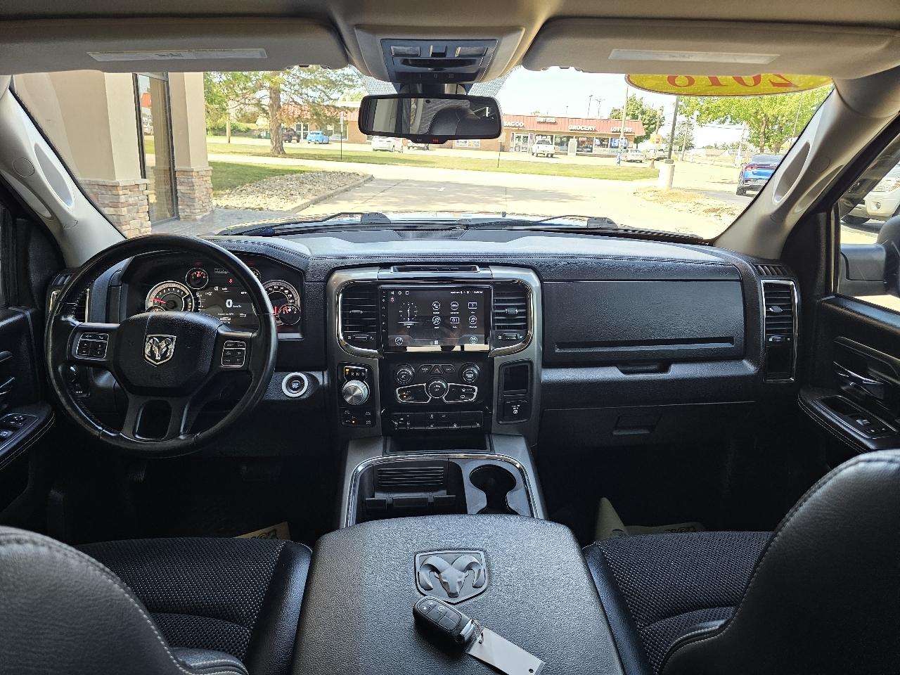 RAM 1500 Sport Crew Cab SWB 4WD 2018