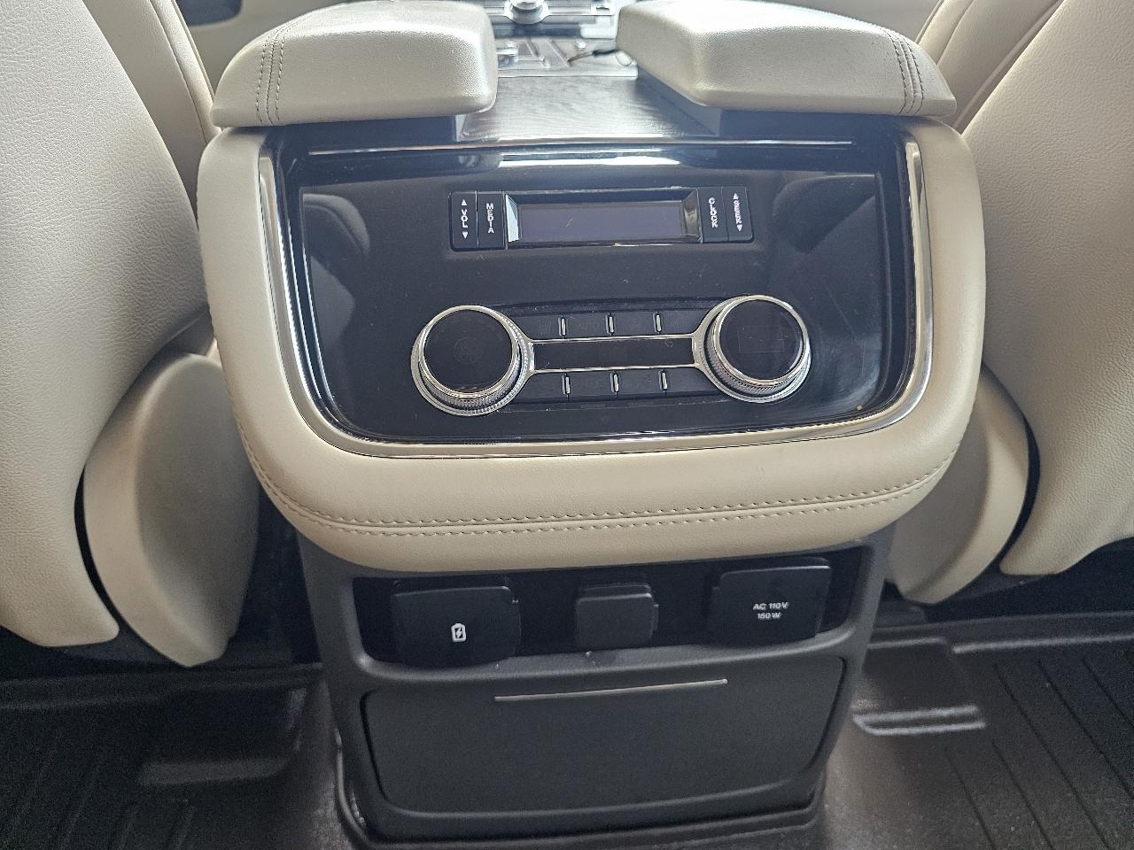 Lincoln Navigator Select 4WD 2019