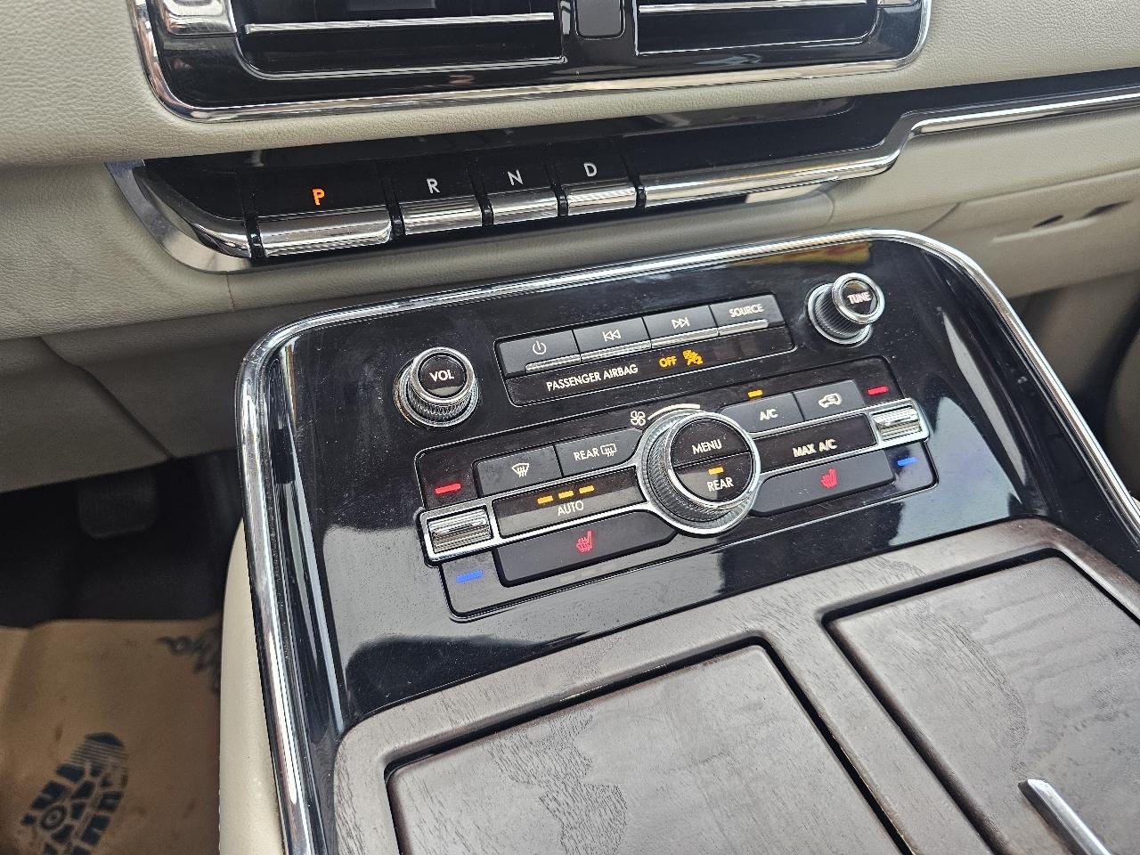 Lincoln Navigator Select 4WD 2019