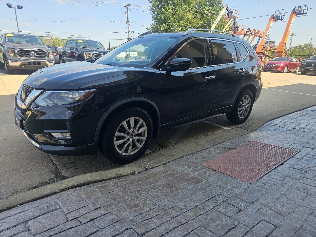 Nissan Rogue SV 4D SUV FWD 2019