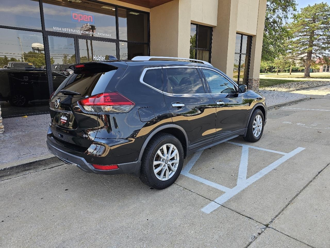 Nissan Rogue SV 4D SUV FWD 2019