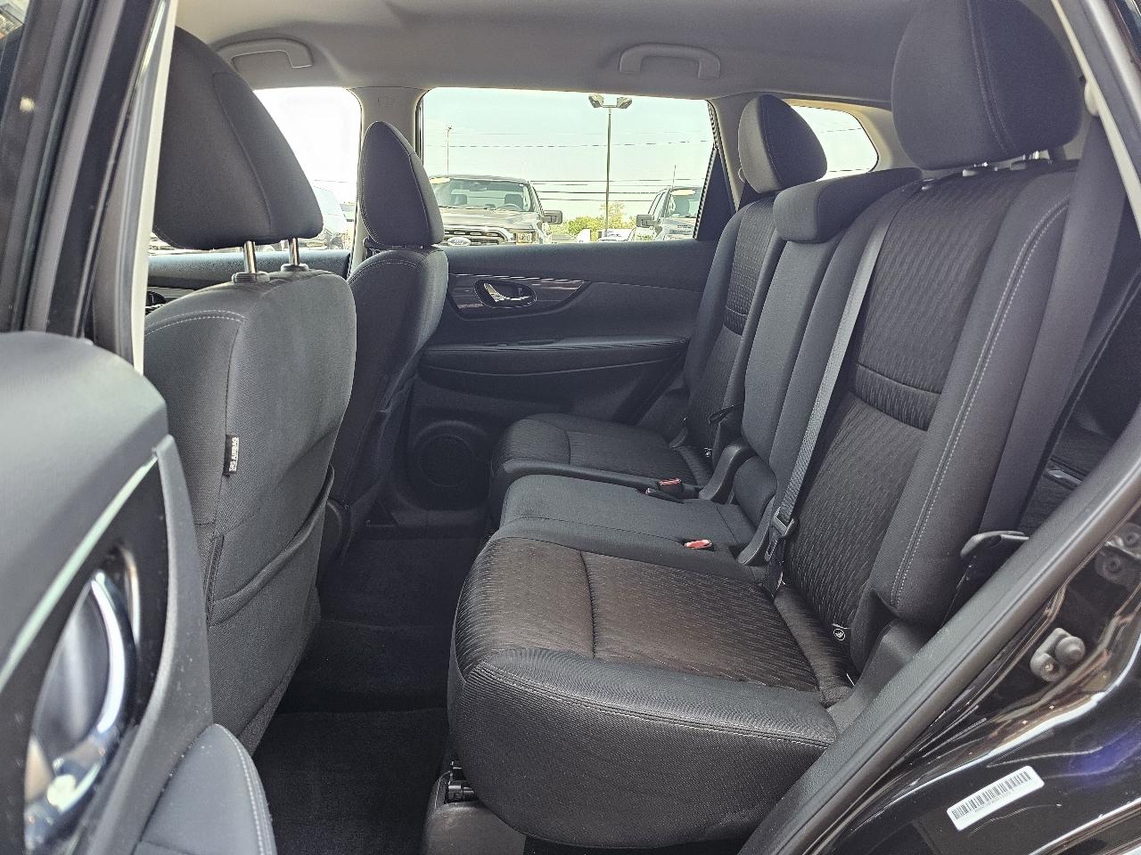 Nissan Rogue SV 4D SUV FWD 2019