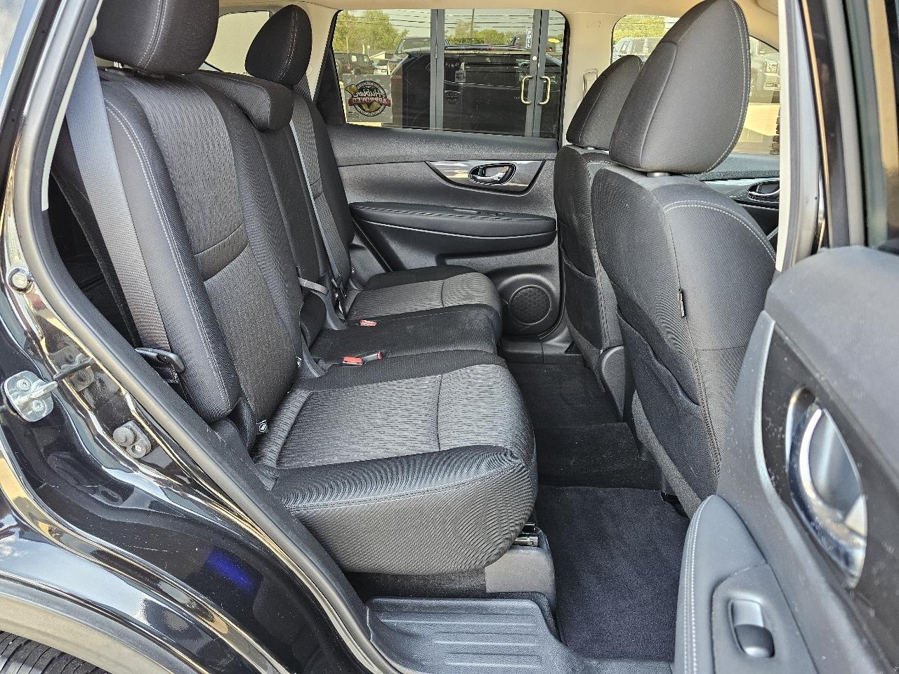 Nissan Rogue SV 4D SUV FWD 2019