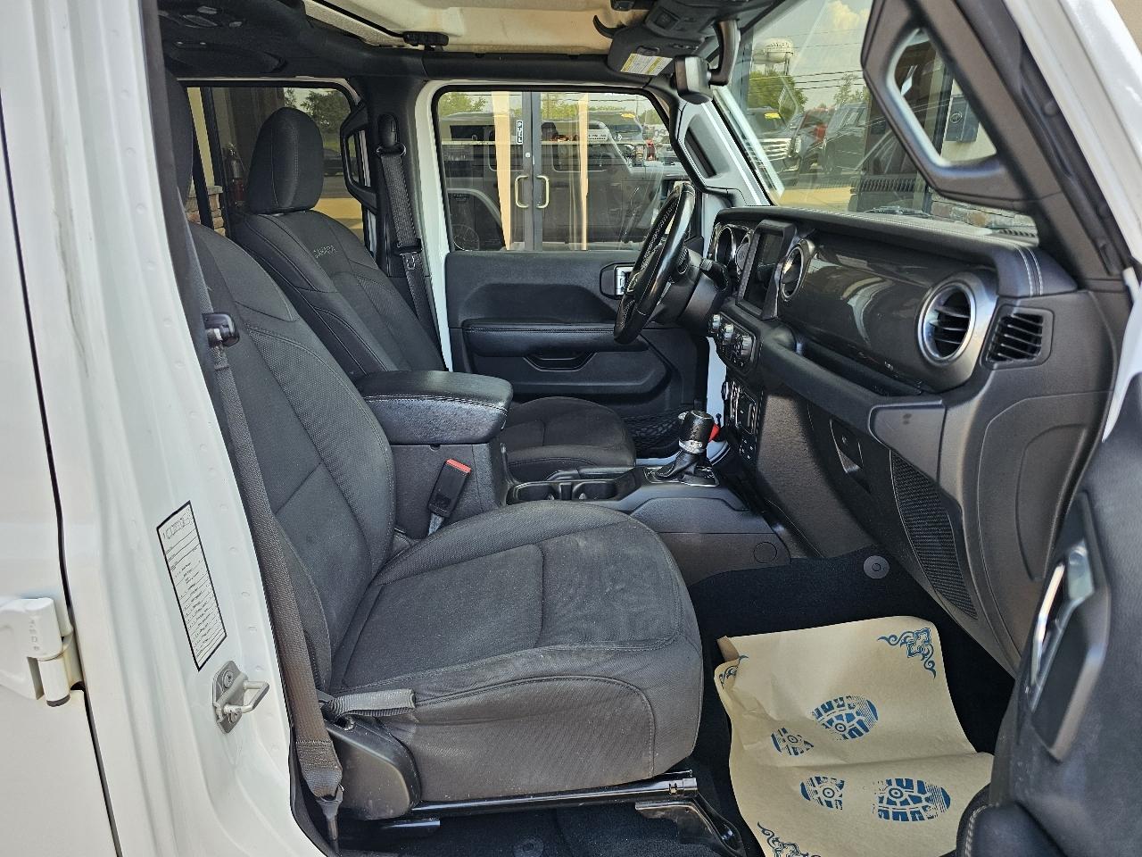 Jeep Wrangler Unlimited Sahara 4WD 2022