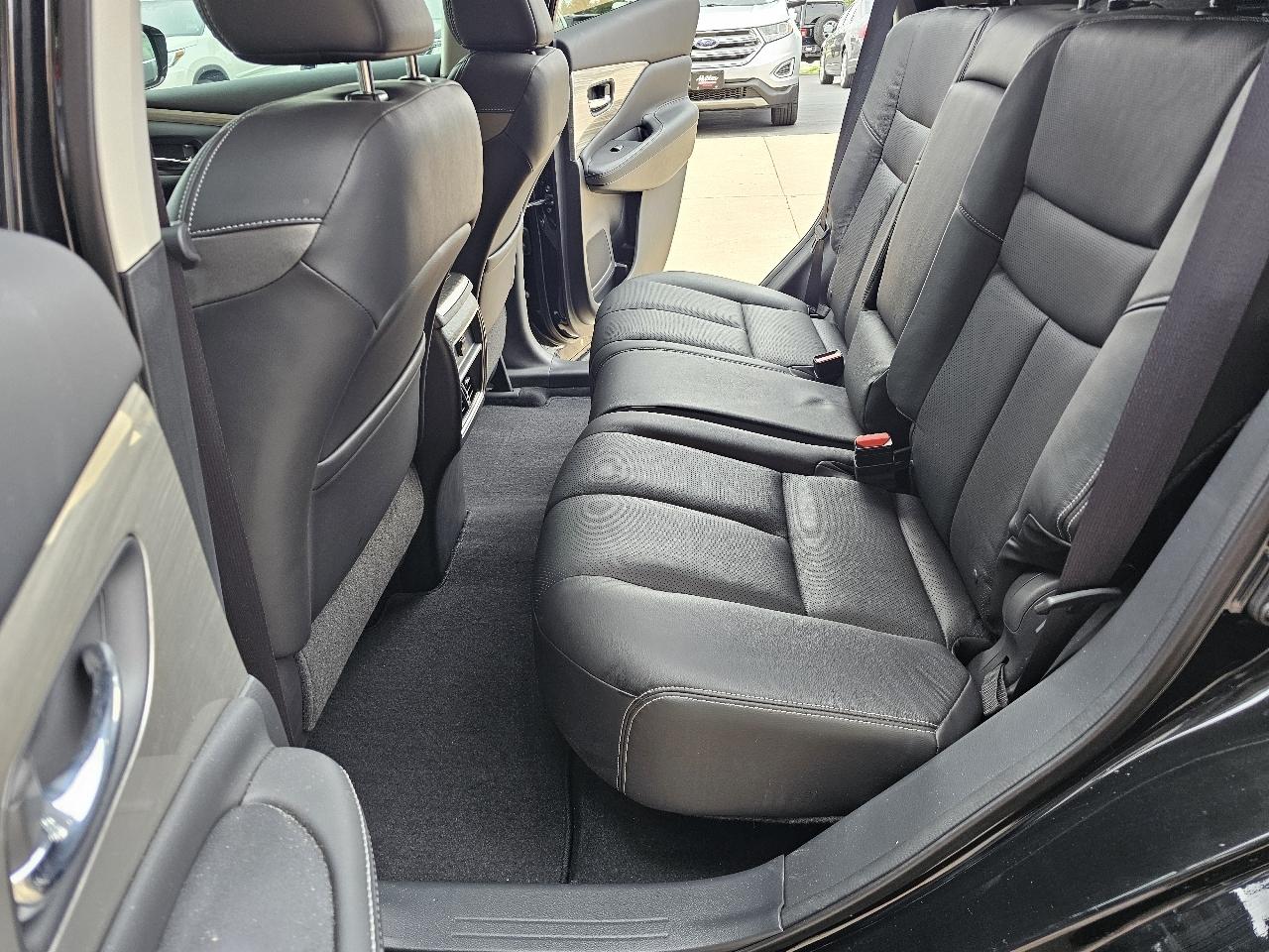 Nissan Murano SL 4D SUV FWD 2015