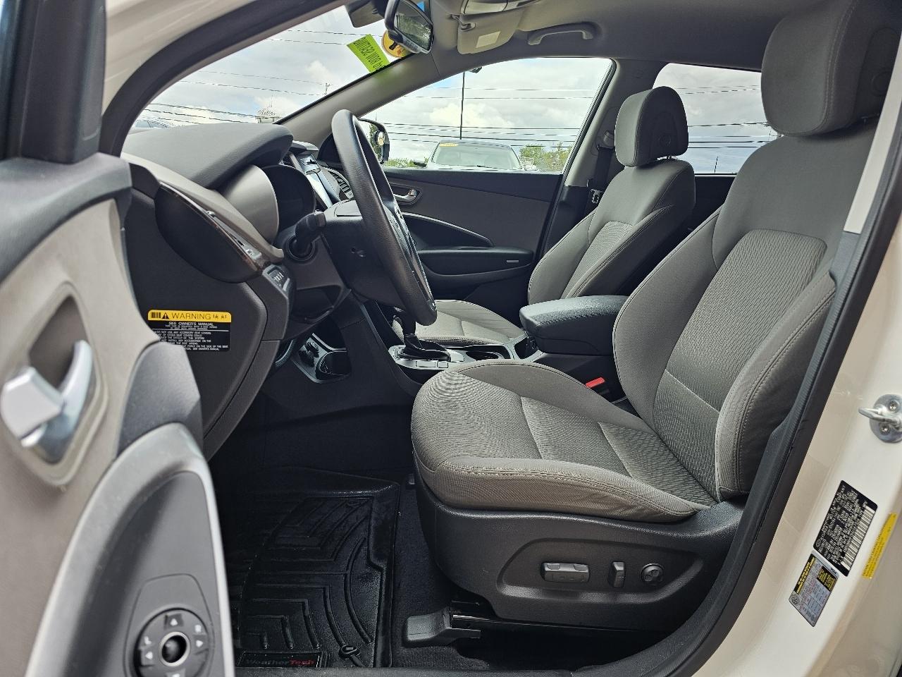 Hyundai Santa Fe SE FWD 2017