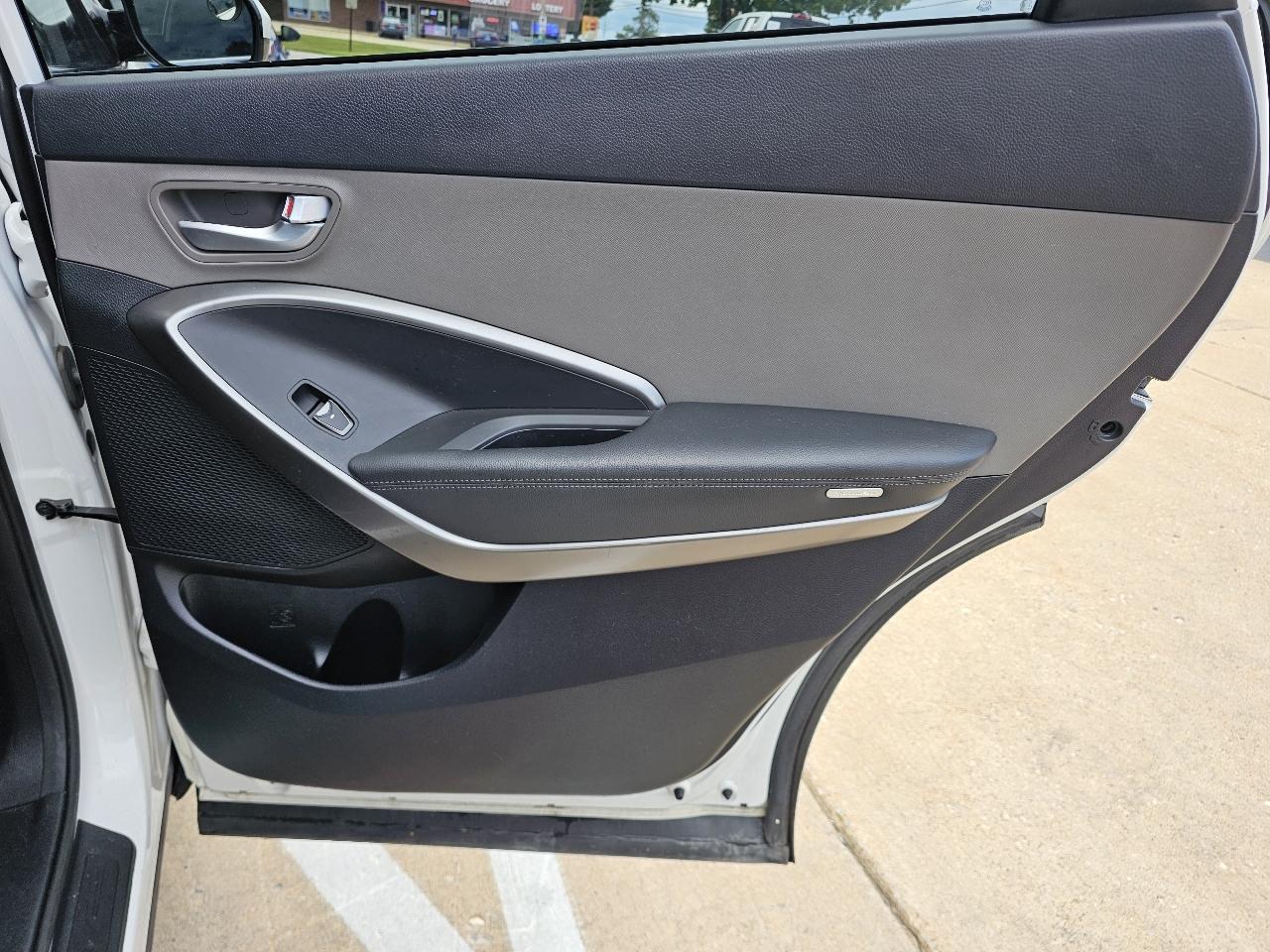 Hyundai Santa Fe SE FWD 2017