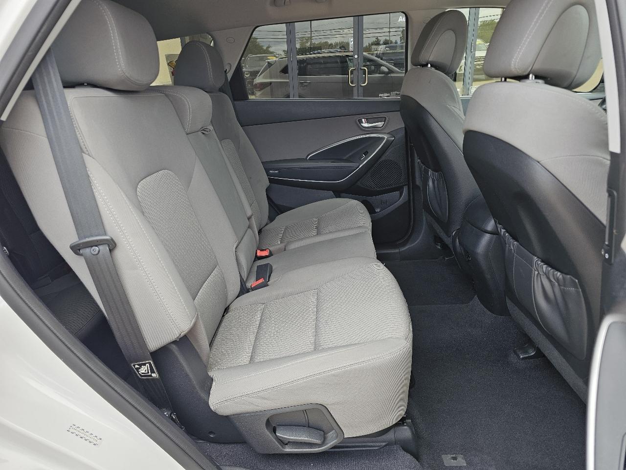 Hyundai Santa Fe SE FWD 2017