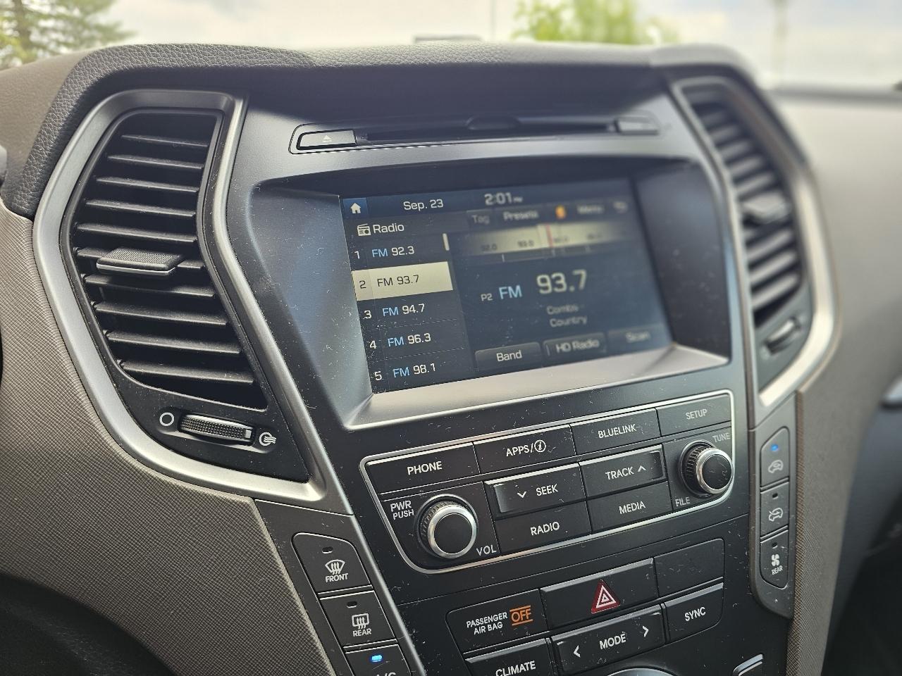 Hyundai Santa Fe SE FWD 2017