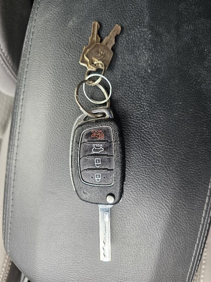 Hyundai Santa Fe SE FWD 2017