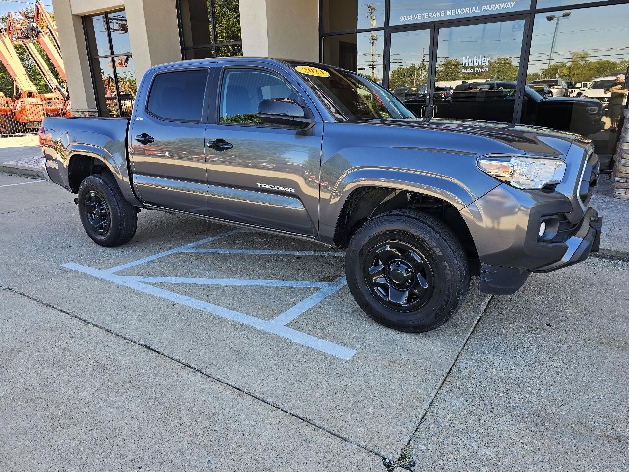 Toyota Tacoma SR5 Double Cab I4 2WD 2023