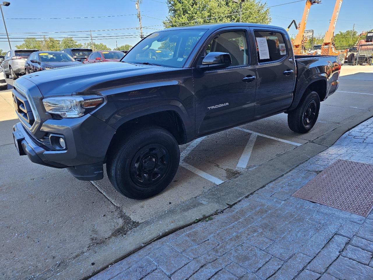 Toyota Tacoma SR5 Double Cab I4 2WD 2023