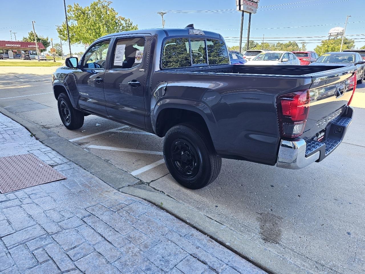 Toyota Tacoma SR5 Double Cab I4 2WD 2023