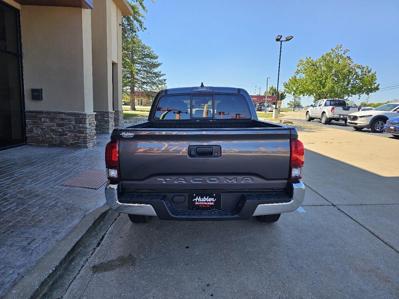 Toyota Tacoma SR5 Double Cab I4 2WD 2023