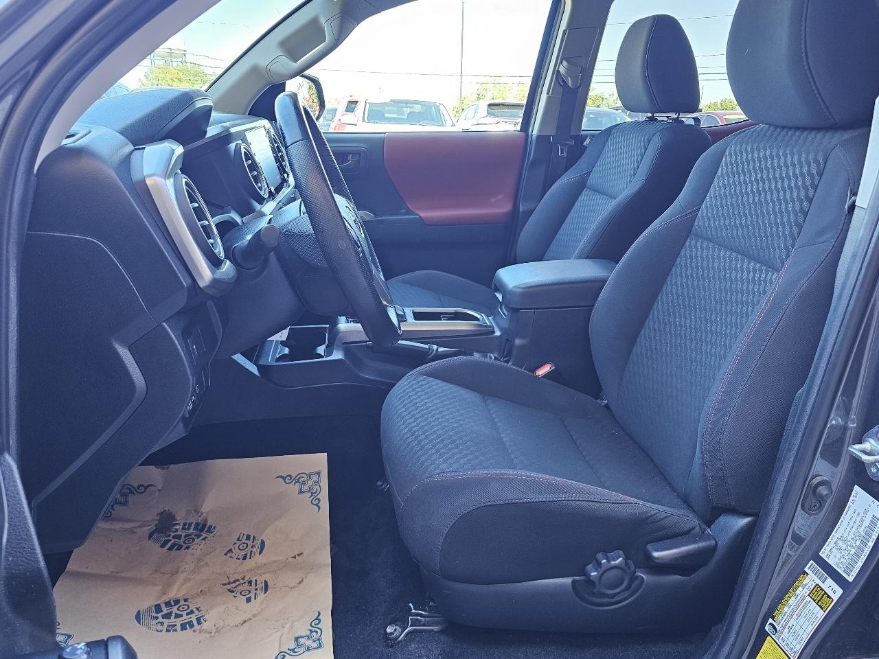 Toyota Tacoma SR5 Double Cab I4 2WD 2023