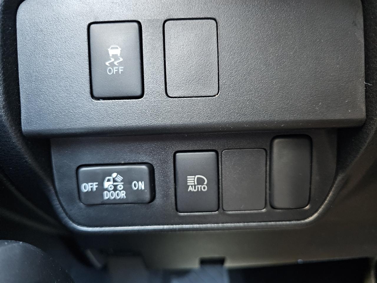 Toyota Tacoma SR5 Double Cab I4 2WD 2023