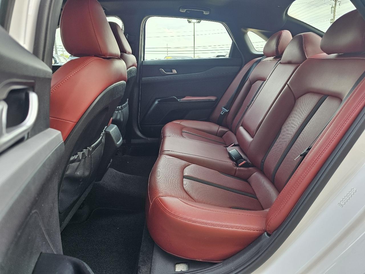 Kia K5 photo 13