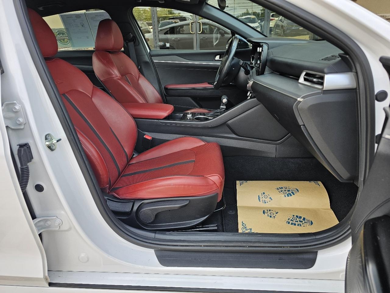 Kia K5 photo 18