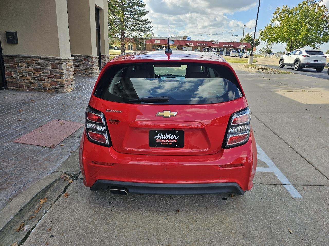 Chevrolet Sonic LS 4D Hatchback 2020