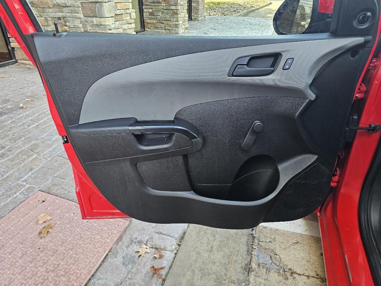 Chevrolet Sonic LS 4D Hatchback 2020