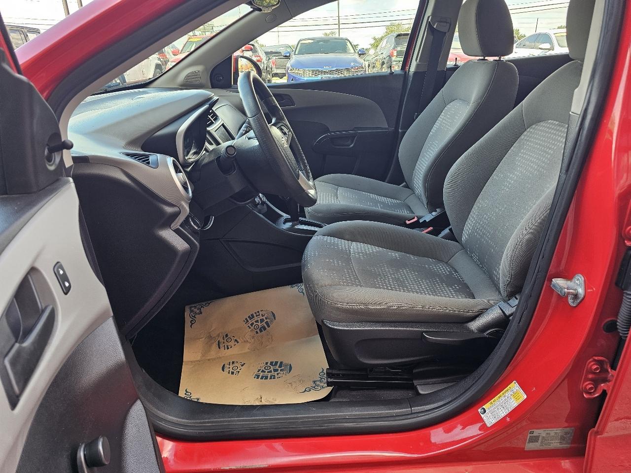 Chevrolet Sonic LS 4D Hatchback 2020