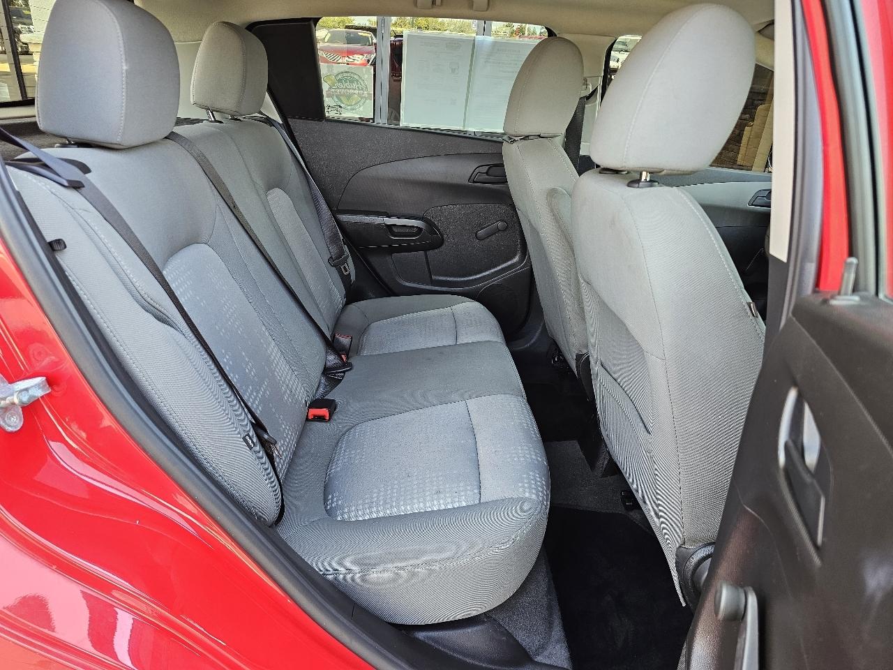 Chevrolet Sonic LS 4D Hatchback 2020