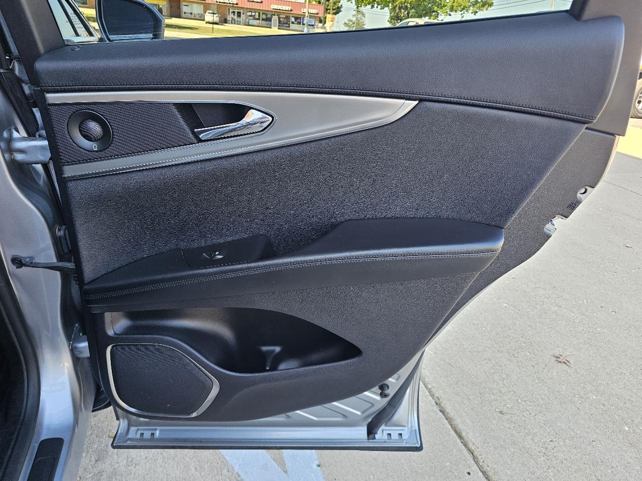 Lincoln Nautilus Reserve AWD 2020