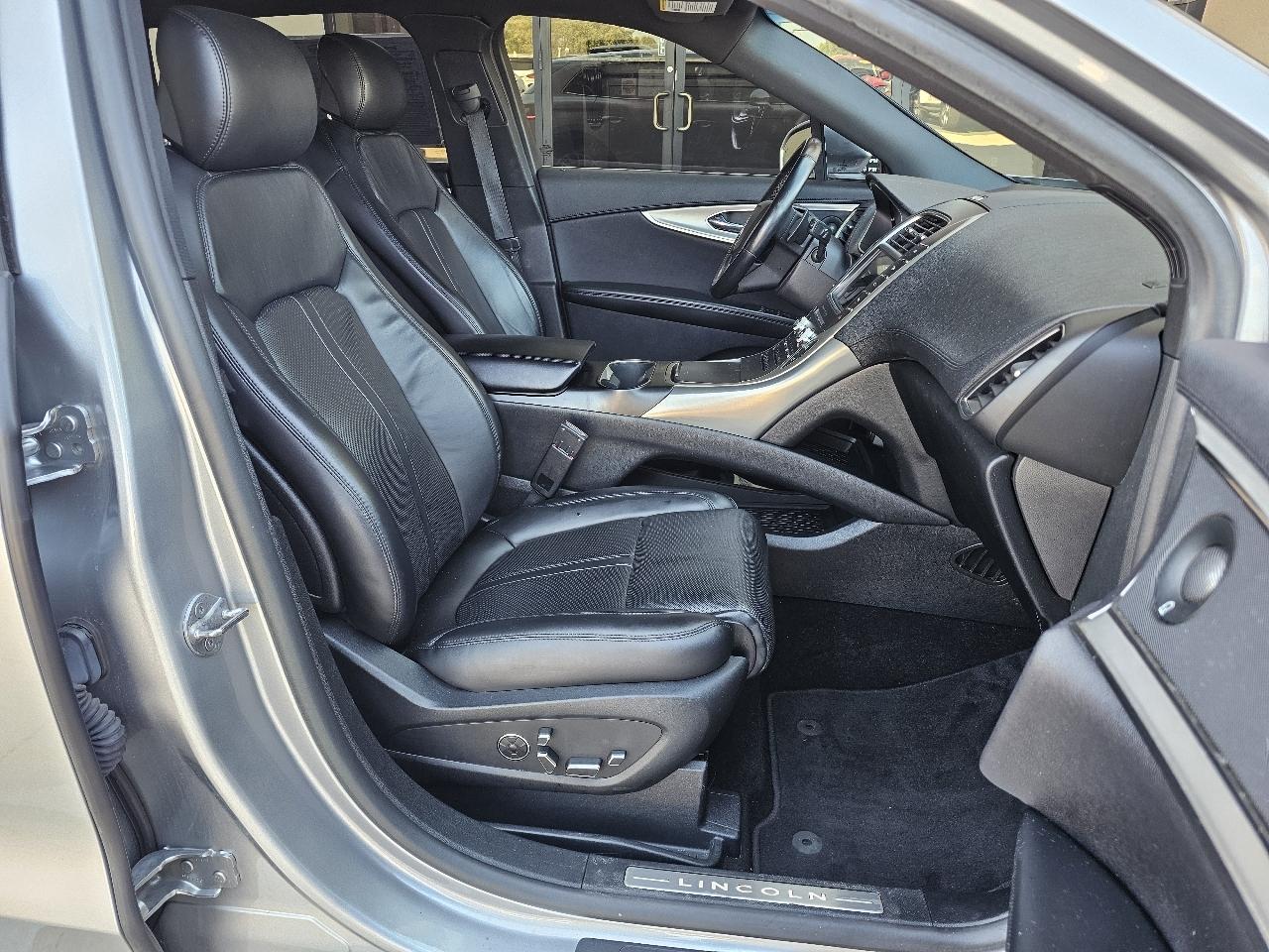 Lincoln Nautilus Reserve AWD 2020
