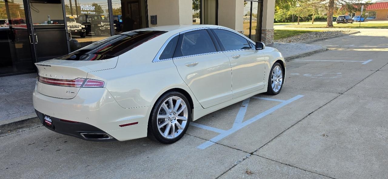 Lincoln MKZ 4dr Sdn FWD 2015