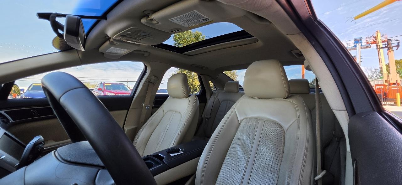 Lincoln MKZ 4dr Sdn FWD 2015