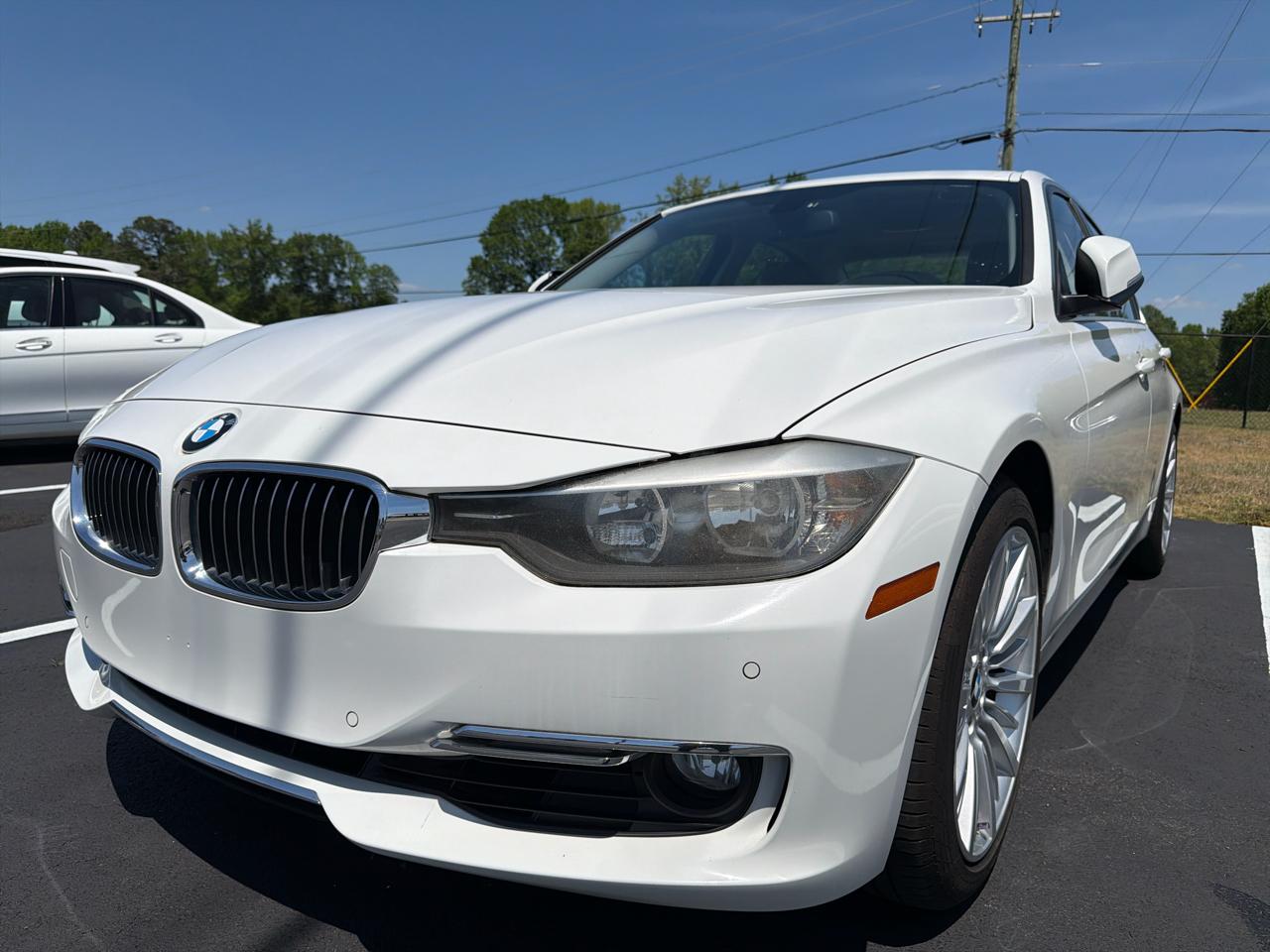 BMW 3-Series 328i Sedan 2014