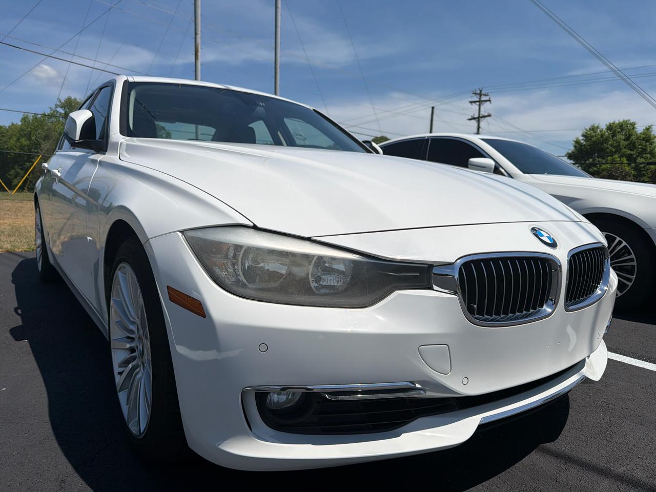 BMW 3-Series 328i Sedan 2014