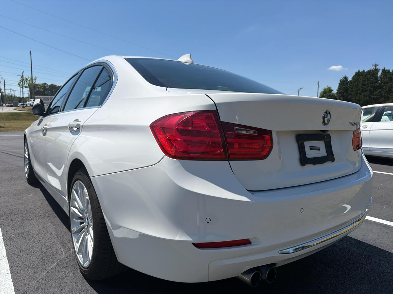 BMW 3-Series 328i Sedan 2014