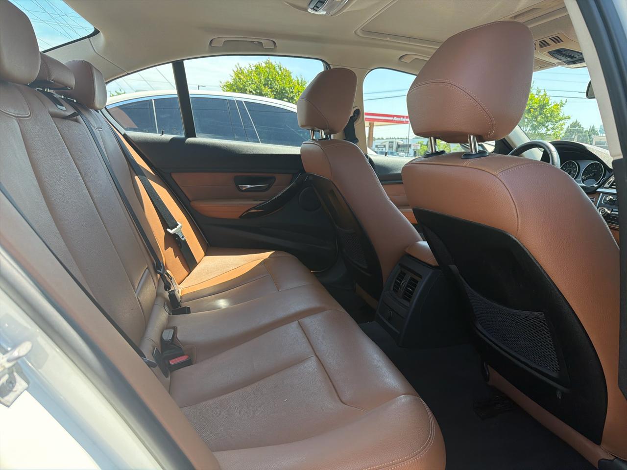 BMW 3-Series 328i Sedan 2014