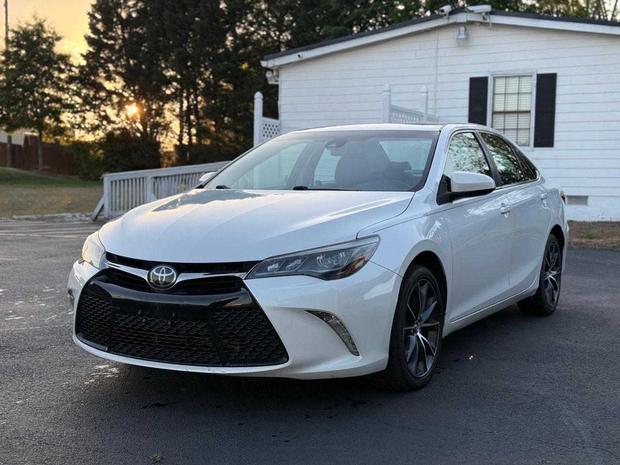Toyota Camry 4dr Sdn V6 Auto XSE (Natl) 2015