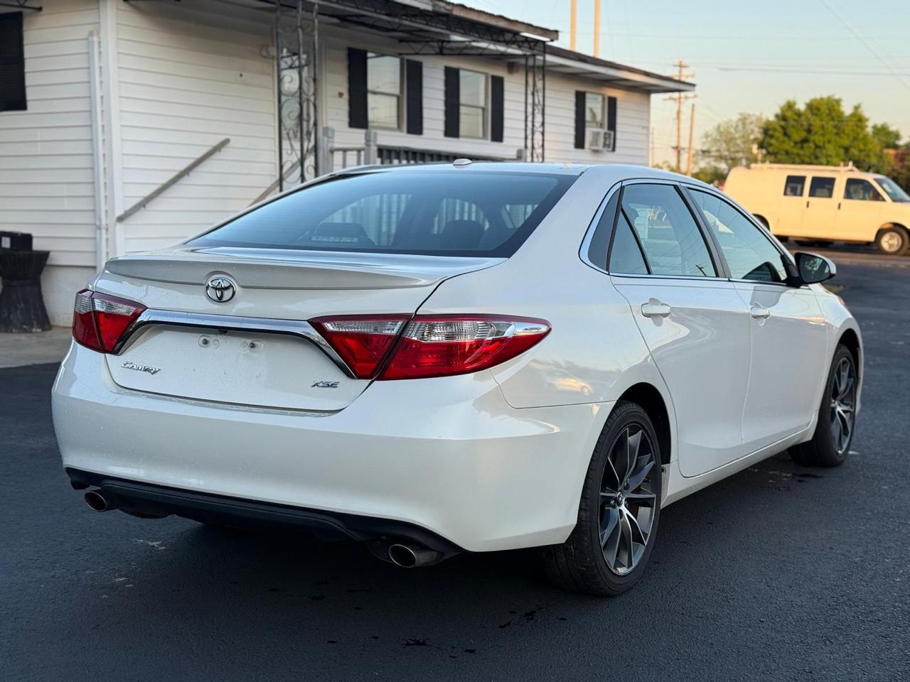 Toyota Camry 4dr Sdn V6 Auto XSE (Natl) 2015
