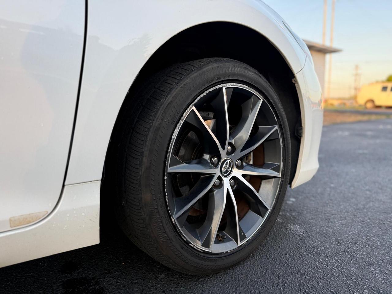 Toyota Camry 4dr Sdn V6 Auto XSE (Natl) 2015