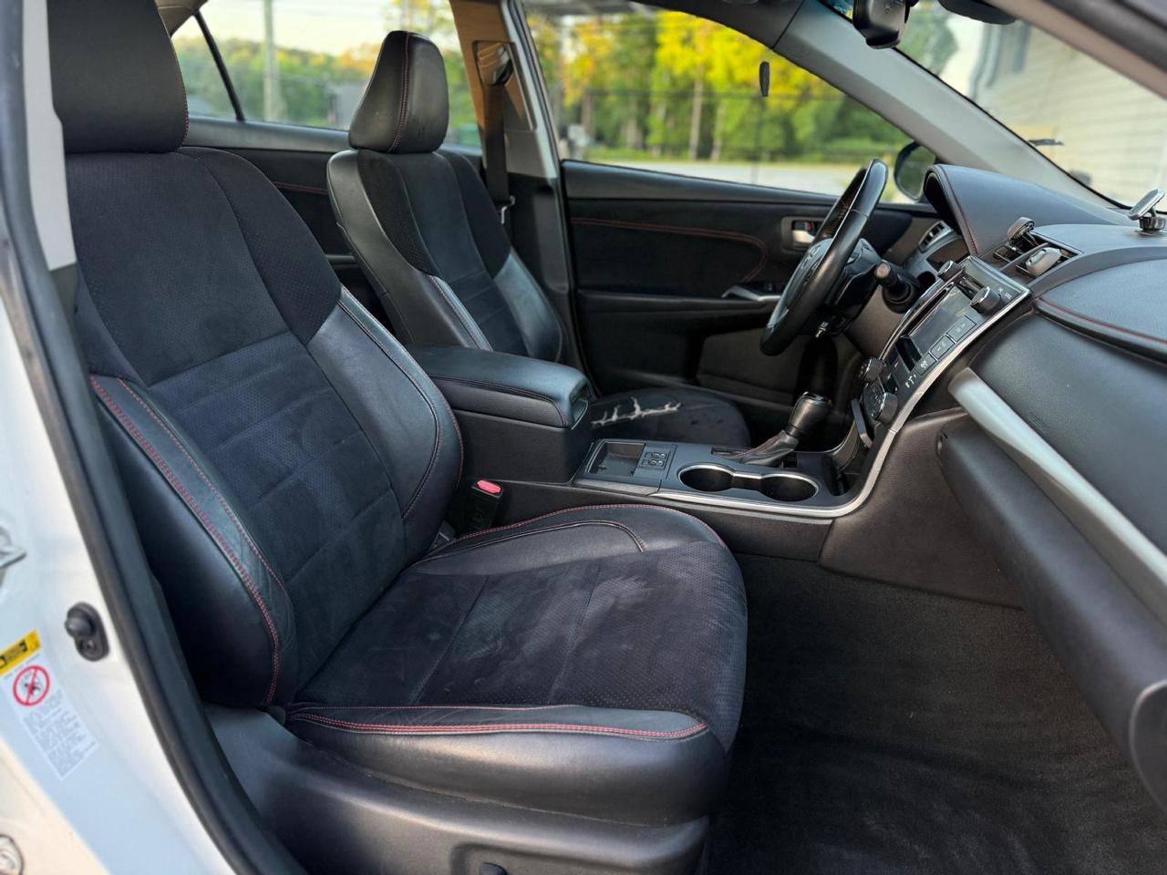 Toyota Camry 4dr Sdn V6 Auto XSE (Natl) 2015