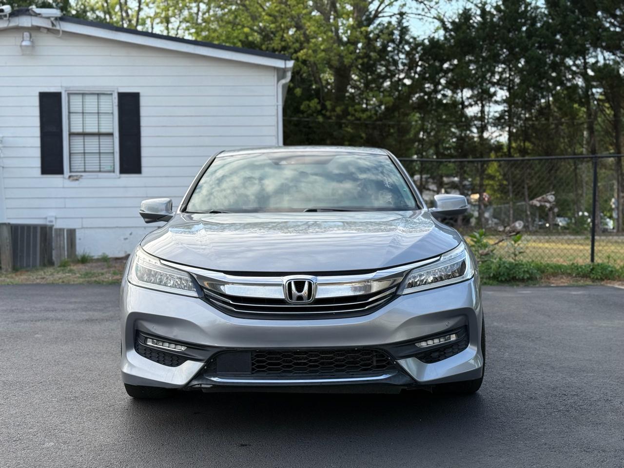 Honda Accord Touring 4D Sedan V6 2017