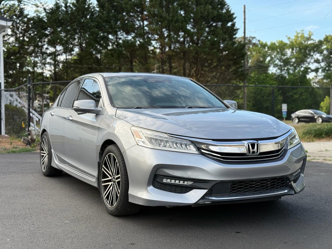 Honda Accord Touring 4D Sedan V6 2017