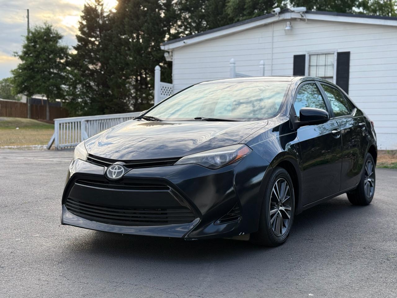 Toyota Corolla LE CVT 2017