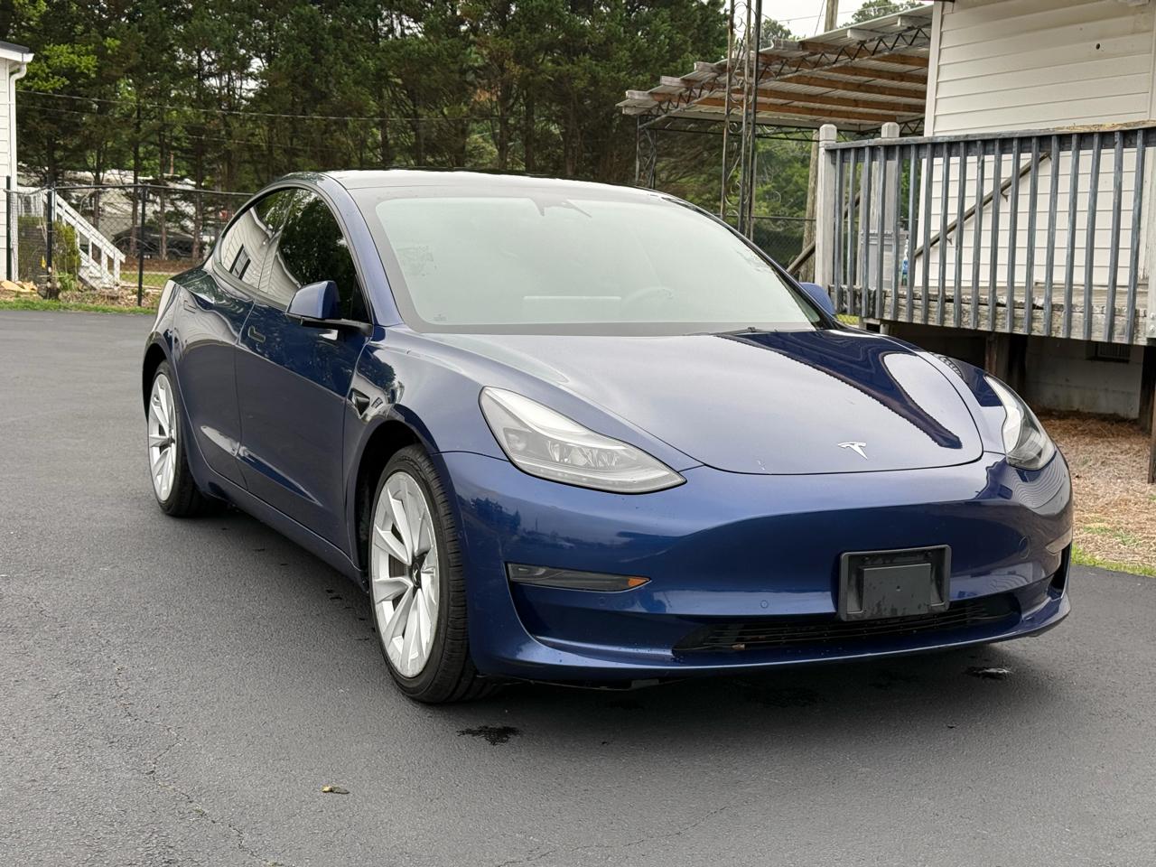 Tesla Model 3 Standard Range Plus 2022