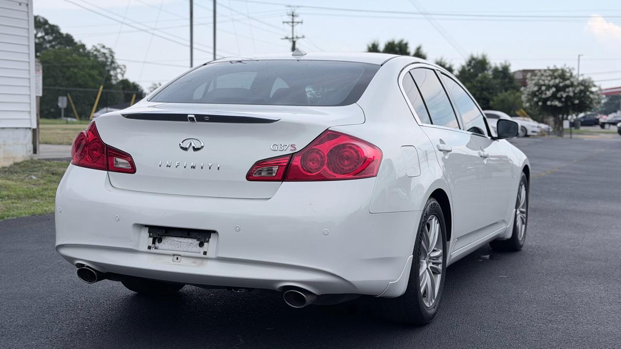 Infiniti G Sedan G37 2010