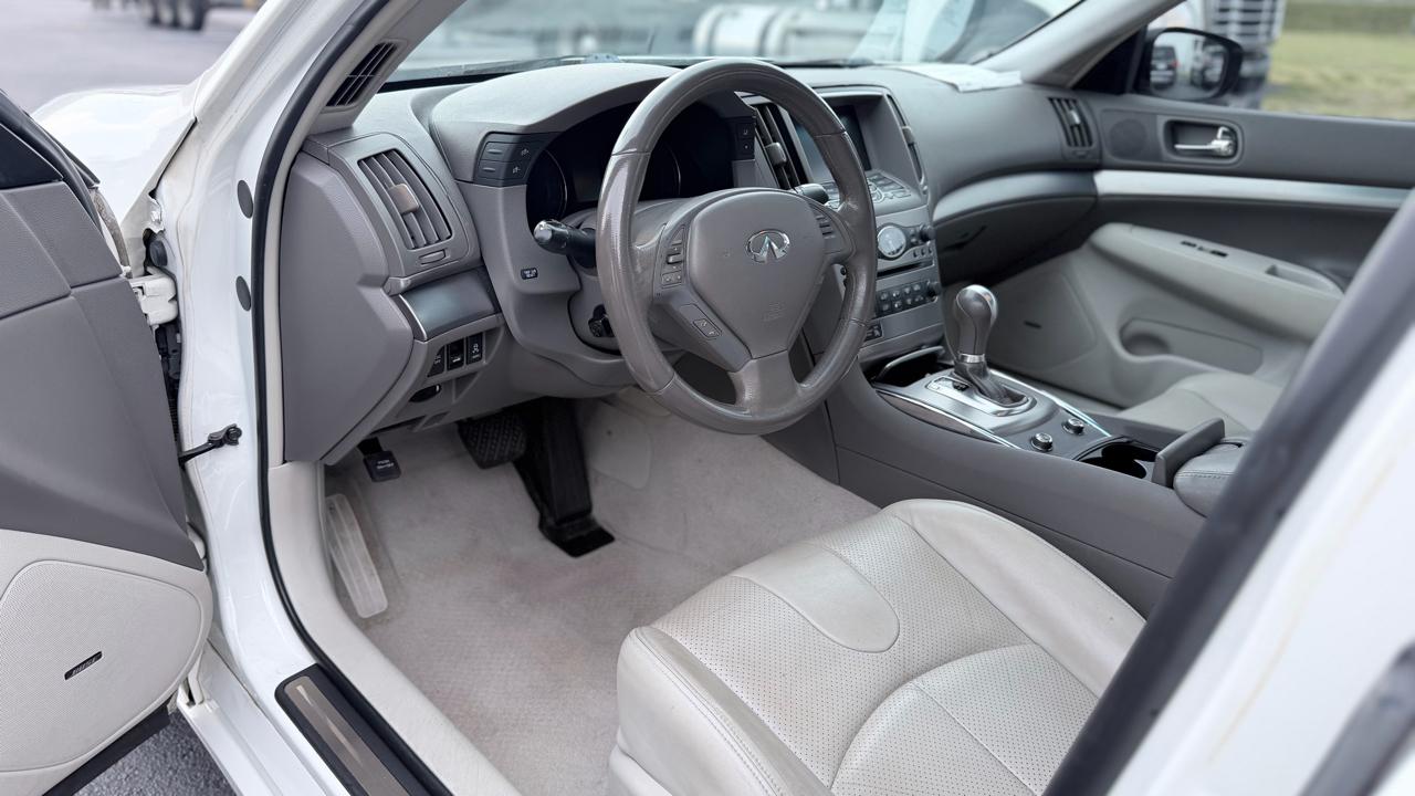 Infiniti G Sedan G37 2010