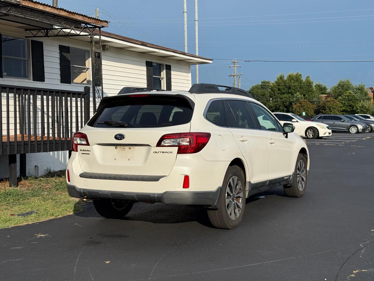 Subaru Outback 2.5i Limited 2015