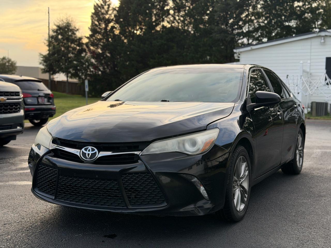 2017 Toyota Camry SE