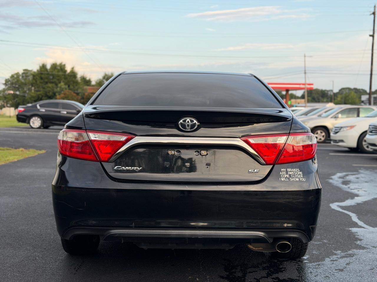Toyota Camry SE 2017
