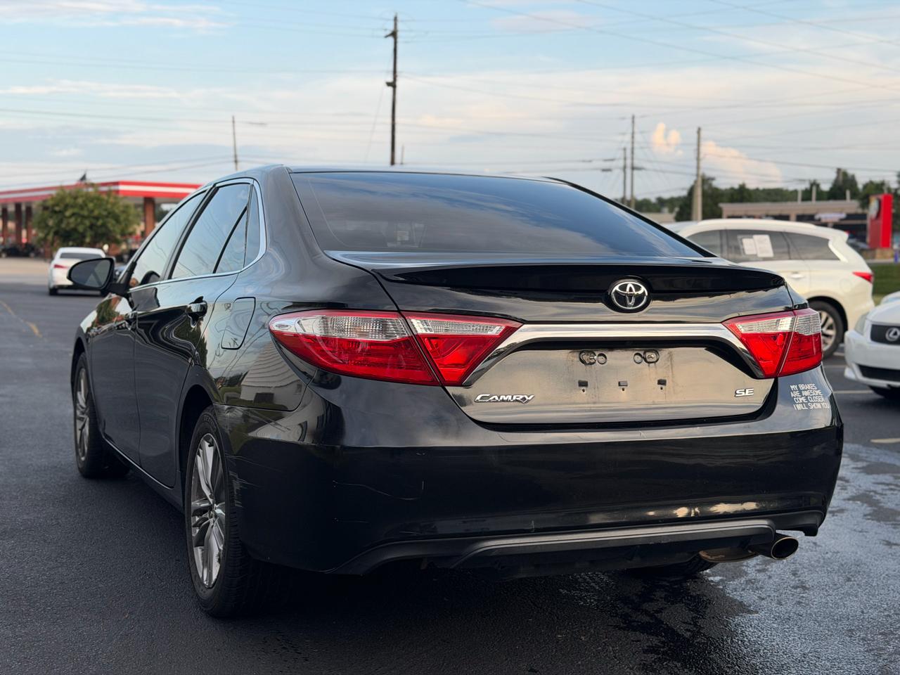Toyota Camry SE 2017